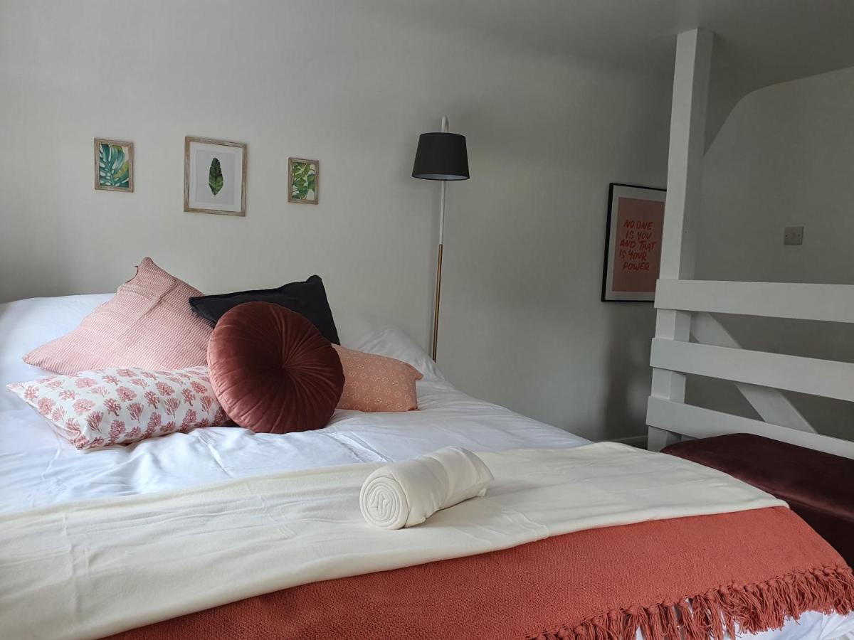 Grade I Listed Luxury Apartment In Hertfordshire Ware Bagian luar foto